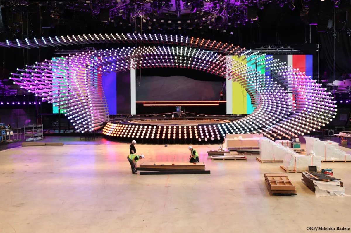 Eurovision 2015 — LED pillar eye during build