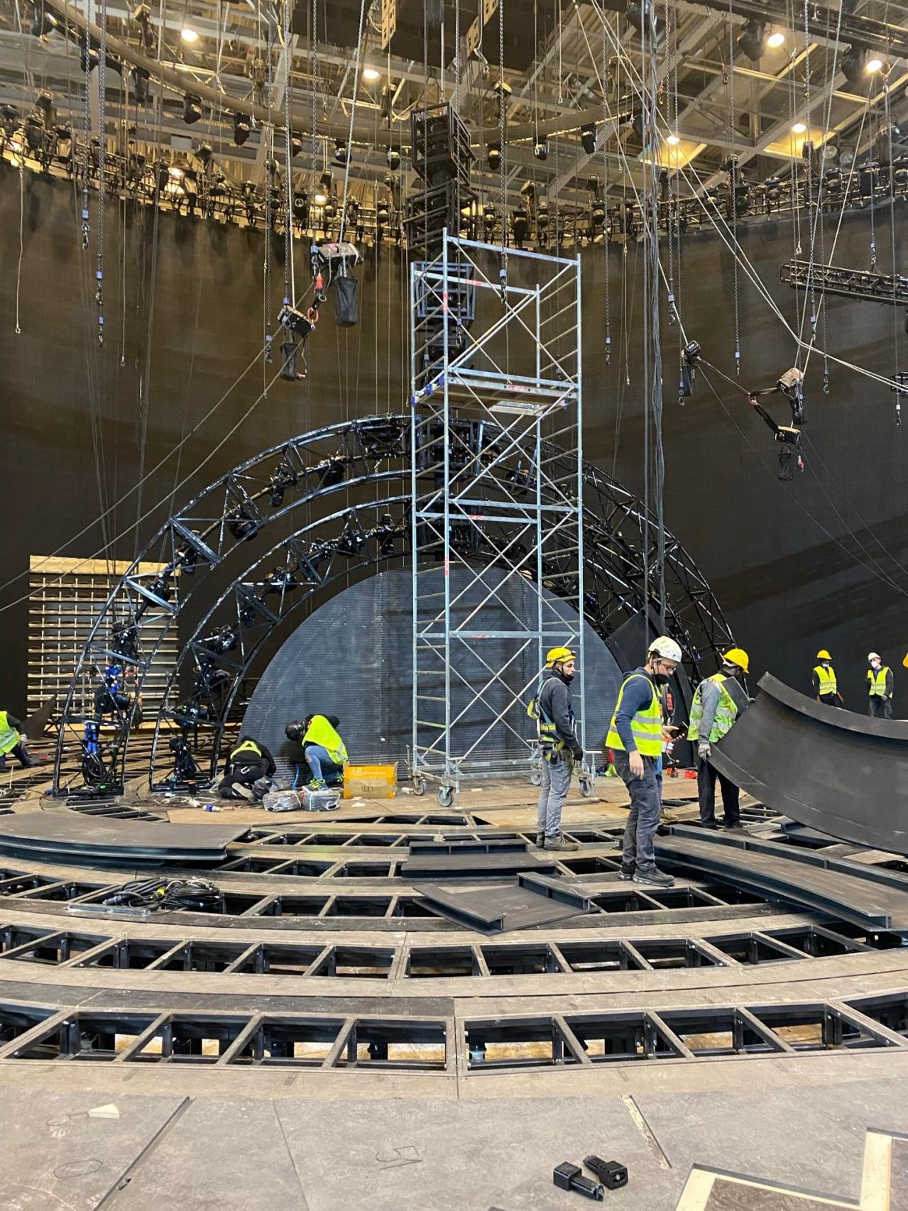 Eurovision 2022 — arch framework from inside